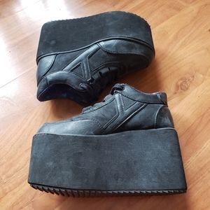 YRU Platforms Qozmo Cosmic Flatforms Rave Unique